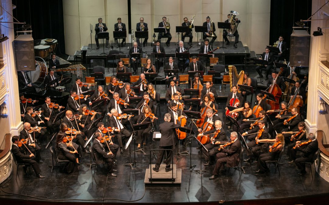 Orquesta Filarmónica de Mendoza en un concierto en el Teatro Independencia