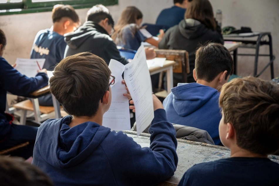 estudiantes-escuela-mendoza-argentina-ok