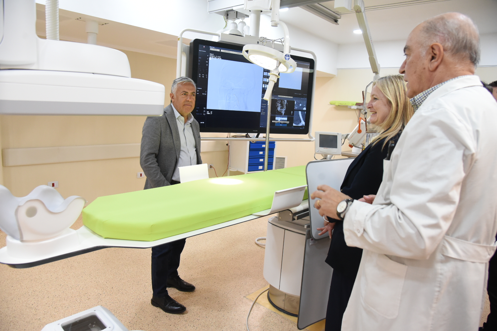 Mendoza amplía la atención cardiovascular en el Sur con la nueva sala de hemodinamia y un angiógrafo digital en el Schestakow