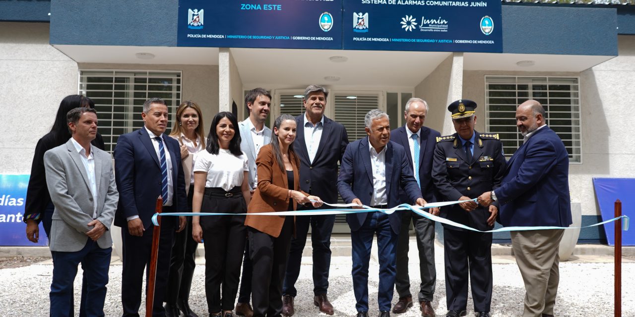 En la zona Este, Cornejo inauguró el primer CEO que integra 911 y videovigilancia en un mismo espacio operativo