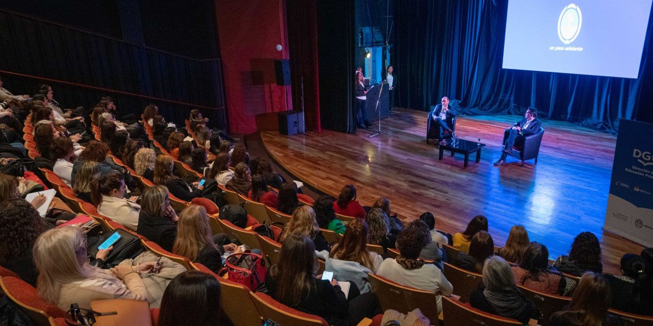 Tadeo García Zalazar participó de la jornada por el Día Internacional de la Alfabetización