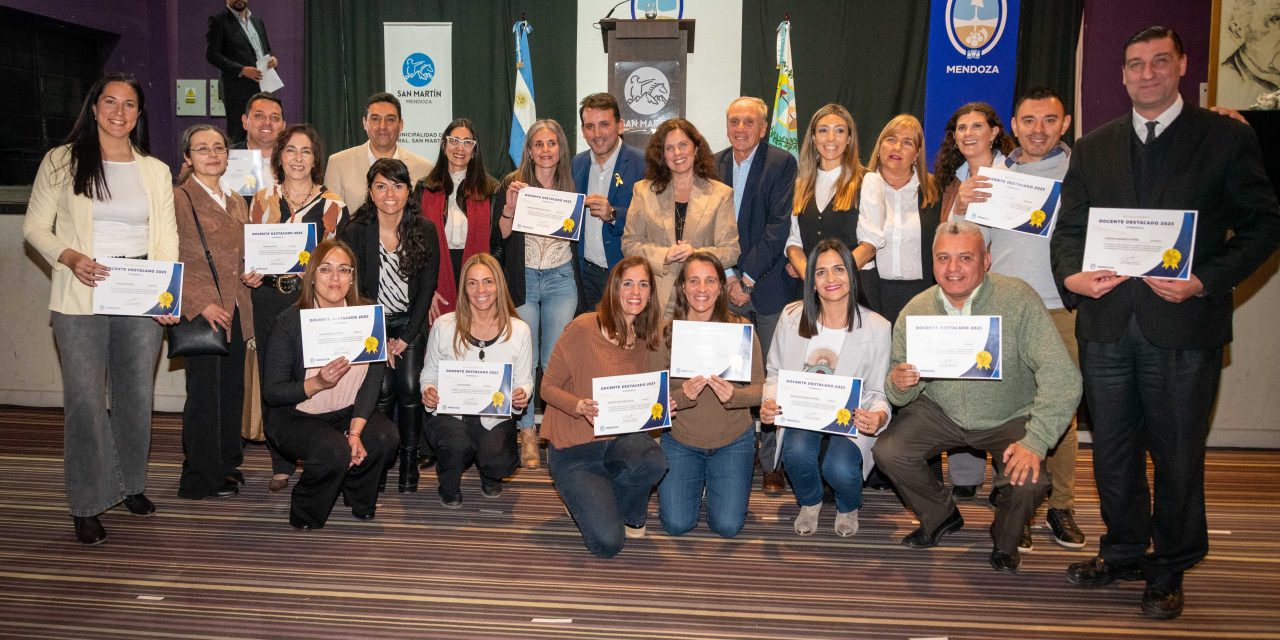 Tadeo García Zalazar: “Los docente merecen un reconocimiento por la tarea transformadora que realizan”