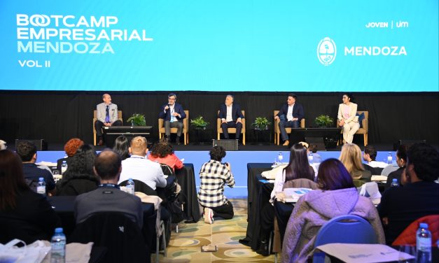 Mendoza es sede de un encuentro con destacados referentes nacionales del ámbito empresarial y político