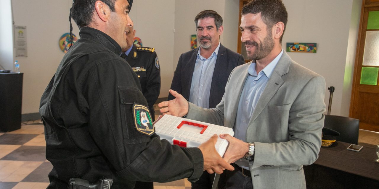 Más herramientas para la Policía: entregan botiquines de primeros auxilios