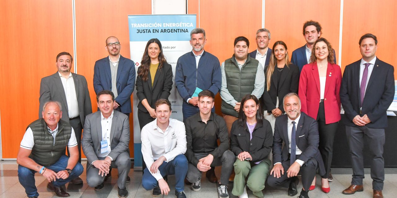 Ojeda, en el Foro Juvenil de Transición Energética Justa: “El ambiente debe internalizar los indicadores energéticos para adelantarse a los cambios”