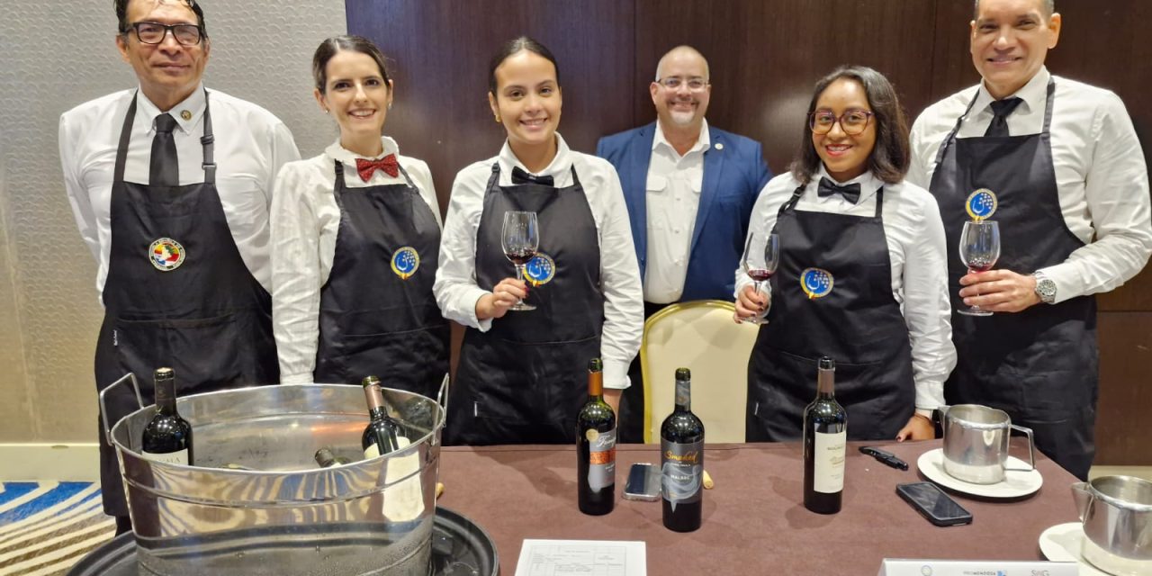 Bodegas de la provincia se lucieron en el Mendoza Wine Tasting en Panamá