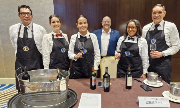 Bodegas de la provincia se lucieron en el Mendoza Wine Tasting en Panamá