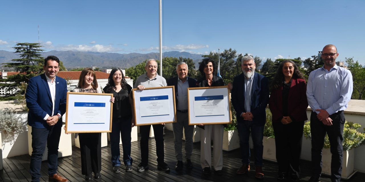Continúa la segunda semana de la Feria del Libro 2025 con actividades que siguen cautivando al público mendocino