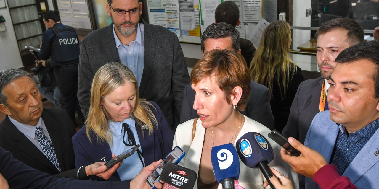 El Gobierno ingresó a la Legislatura el proyecto para crear la Ley de Regalías Mineras