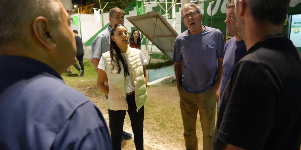 El Gobierno de Mendoza fortalece el deporte comunitario en Junín con aportes económicos y entrega de material deportivo