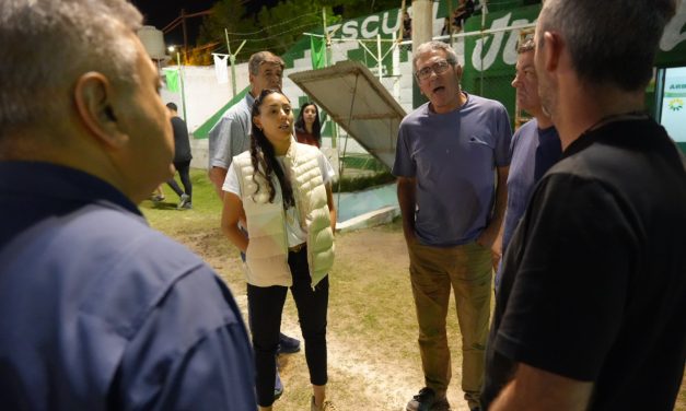 El Gobierno de Mendoza fortalece el deporte comunitario en Junín con aportes económicos y entrega de material deportivo