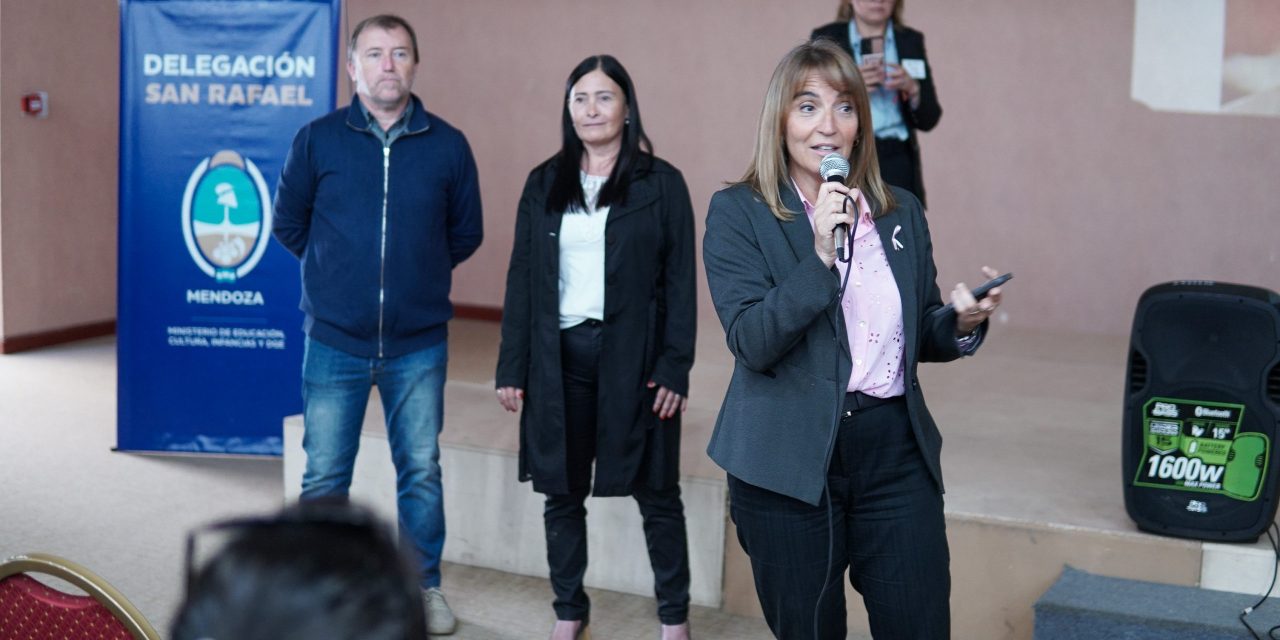 Celadores se capacitaron en manipulación de alimentos