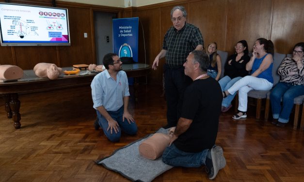 Personal de Salud recibió capacitación en RCP y uso de desfibrilador