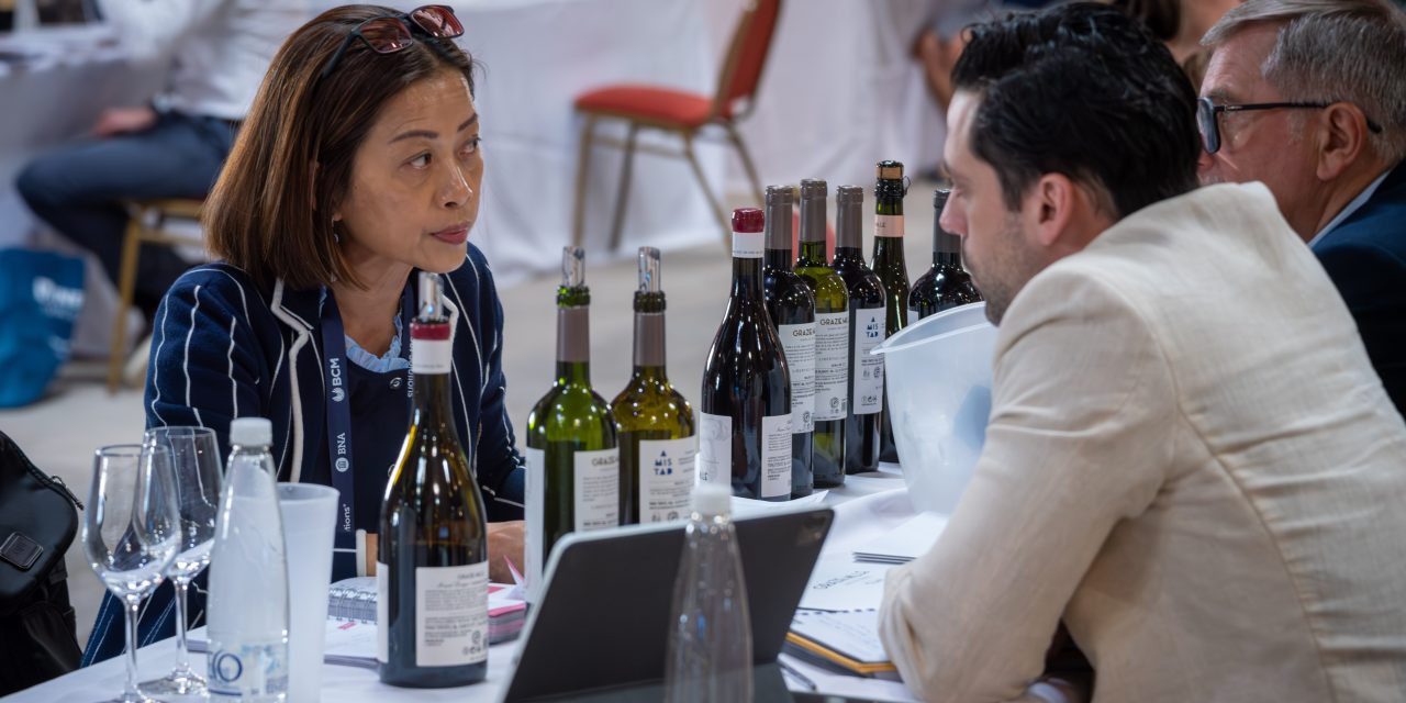 Vinexpo Explorer: compradores internacionales, fascinados con Mendoza y su vino