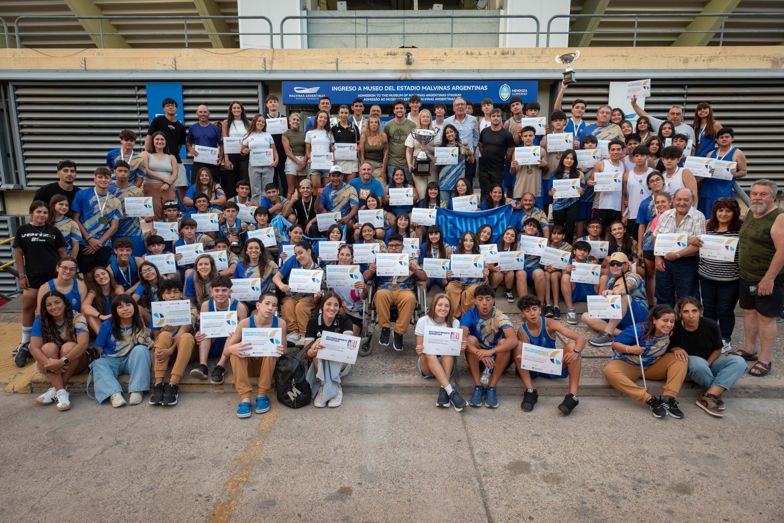 El Gobierno de Mendoza reconoció a los medallistas de los Juegos Nacionales Evita 2025 y de los Juegos Deportivos Panamericanos Juniors