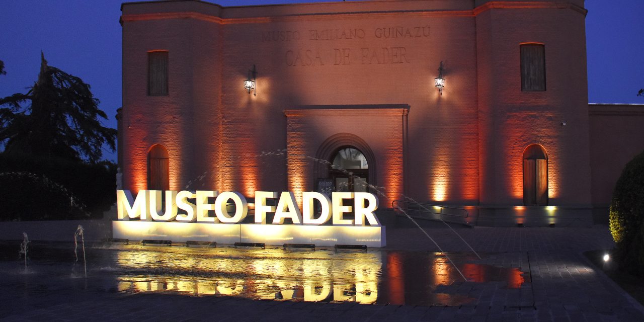 Recorridos guiados de la muestra «Silencio compartido» en el marco de Dulce café en el Fader