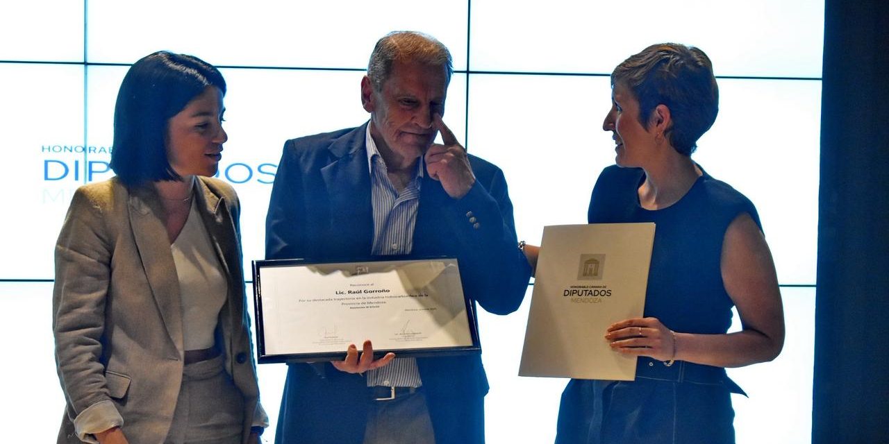 Mendoza reconoció a un referente de la geología y la energía de la provincia