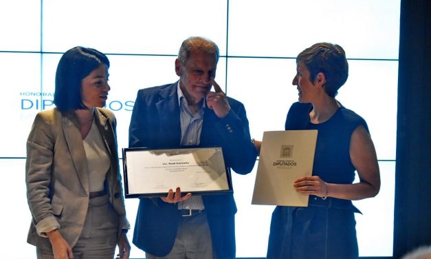 Mendoza reconoció a un referente de la geología y la energía de la provincia