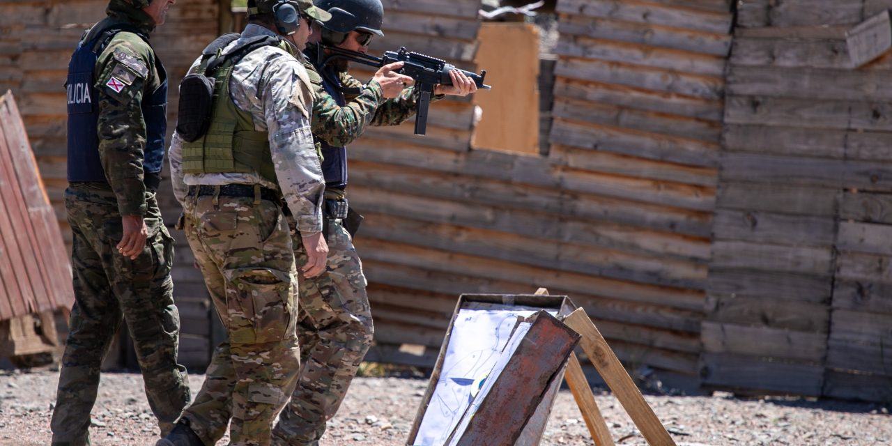 Las Fuerzas de Operaciones Especiales consolidan su prestigio internacional entrenando a la élite de seguridad española