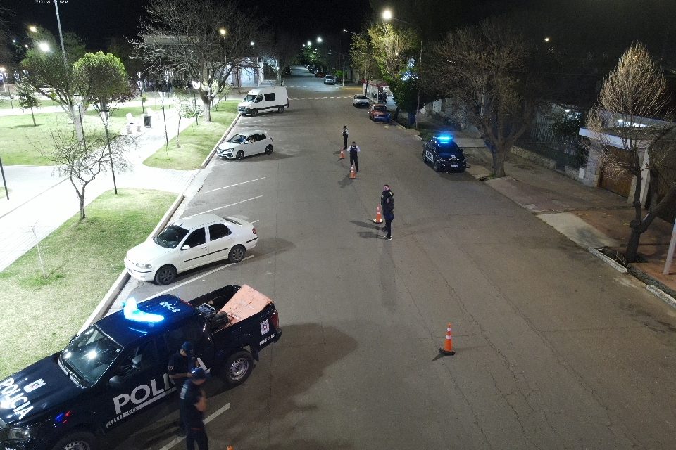 Operativo de alto impacto en La Consulta: patrullajes terrestres y aéreos para reforzar la prevención