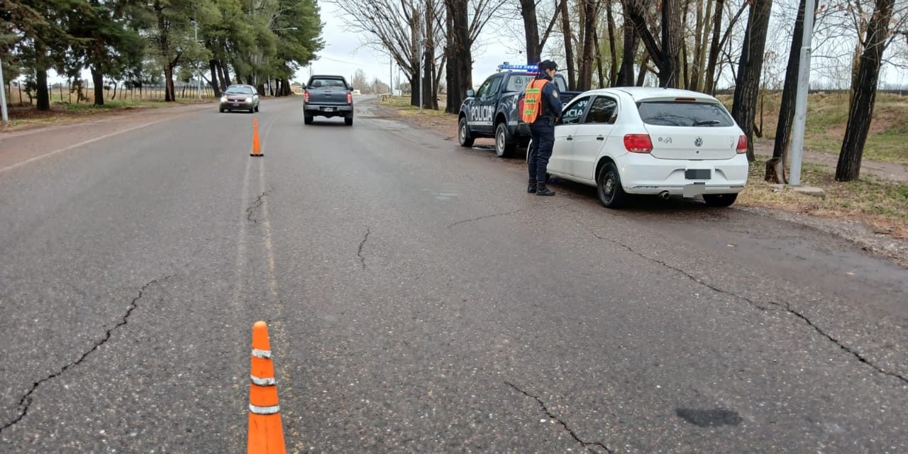 La Policía de Mendoza realizó un amplio despliegue preventivo en el Valle de Uco: 25 aprehendidos
