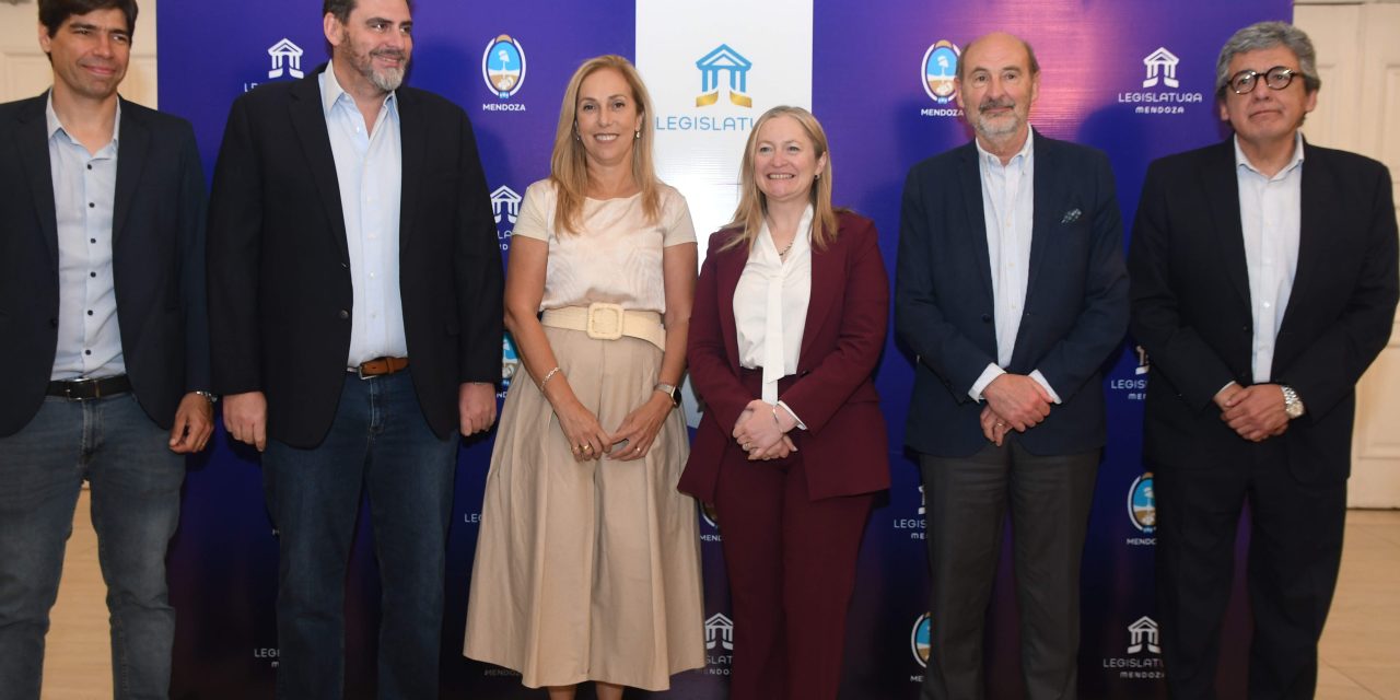 Mendoza impulsa una ley para regular la coexistencia entre cultivos y fortalecer la producción de semillas de alta calidad