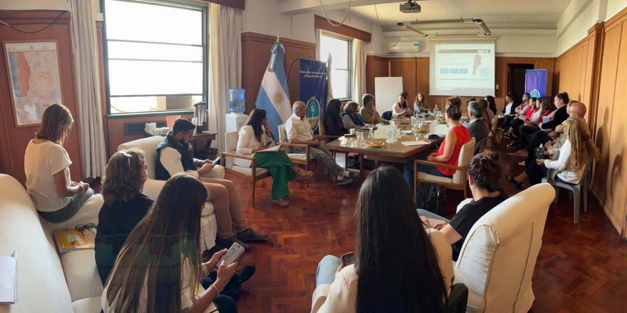 El Gobierno impulsa una iniciativa interinstitucional para aumentar la resiliencia urbana frente a las olas de calor extremo