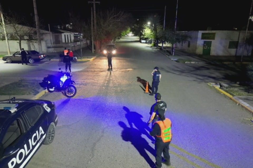 Nuevo operativo de alto impacto en San Carlos: 5 aprehendidos y 112 controles