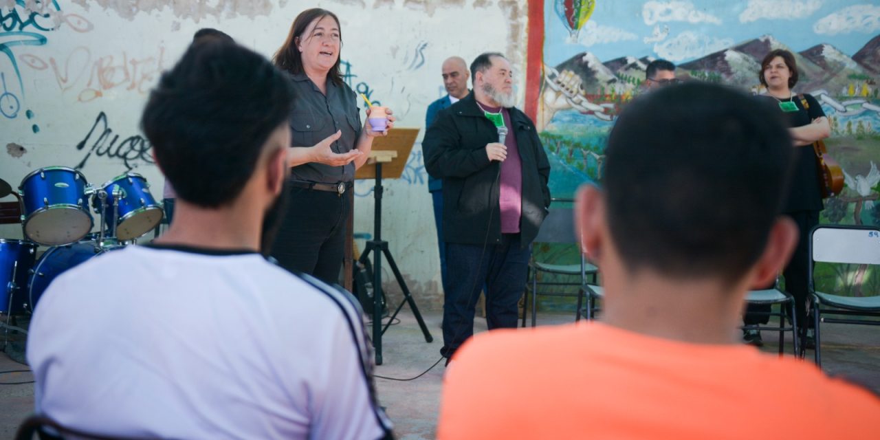 Literatura e inclusión: el festival internacional VaPoesía tuvo su lugar en las cárceles mendocinas