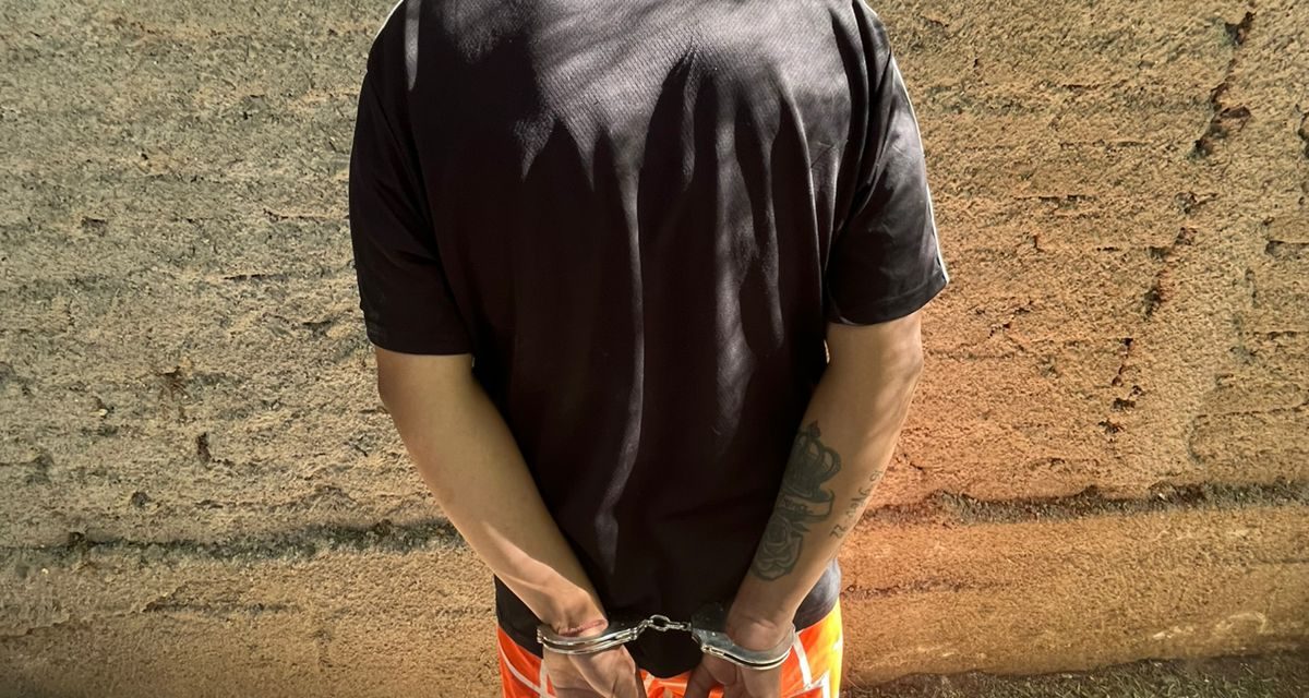 Allanamientos en el barrio Olivares: secuestran drogas, armas y vehículos con pedido de captura