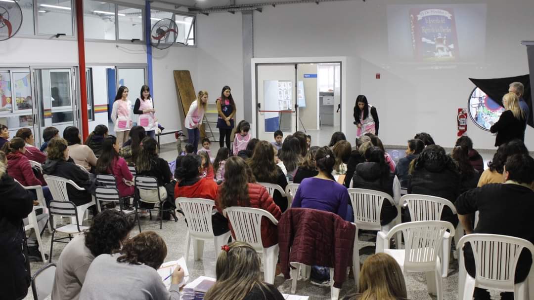 Salud lanza un curso para residentes con una mirada comunitaria