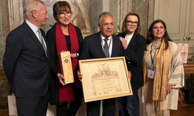 El Gobernador Cornejo participó en la apertura de la Conferencia Anual de las Grandes Capitales del Vino en Burdeos