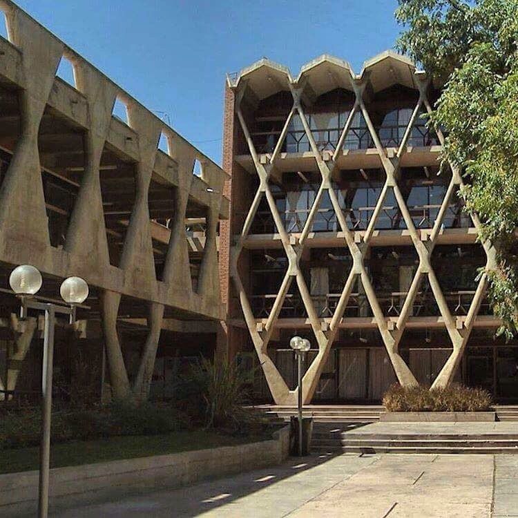 La Universidad de Mendoza presenta «MUM 2025: Maximalismo Kitsch”