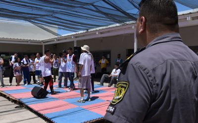 Jóvenes adultos de Almafuerte II participaron en una nueva edición del certamen cultural “D-Rimando Muros”