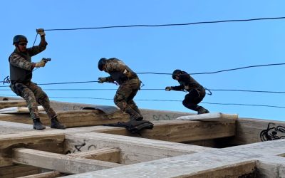 Efectivos penitenciarios de grupos especiales se capacitaron en rappel táctico