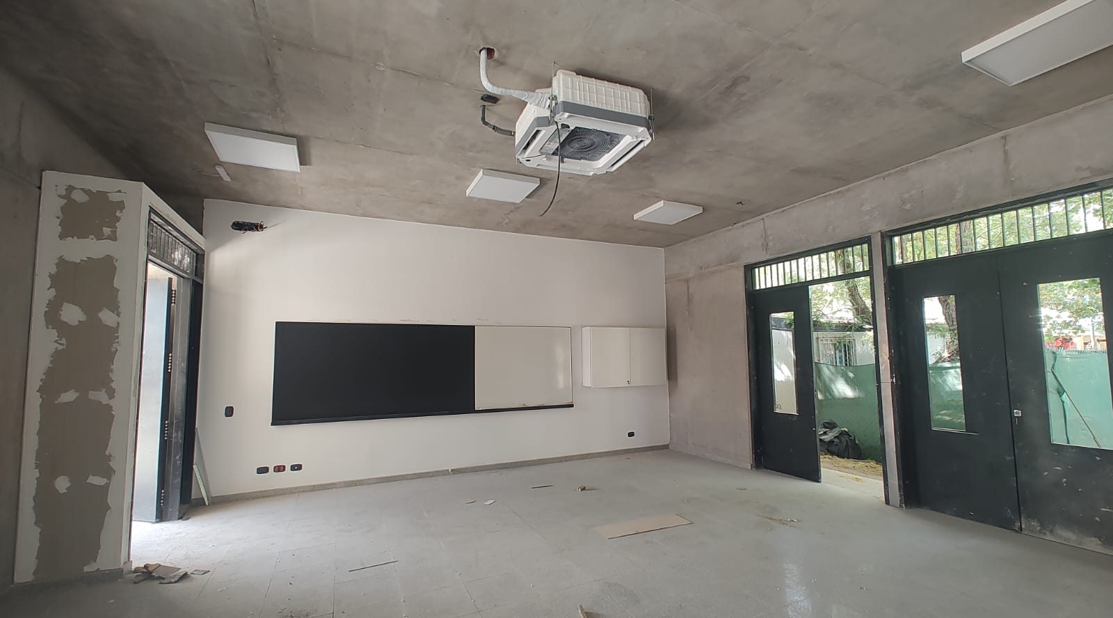 Avanzan las obras educativas en Mendoza: la Escuela La Primavera alcanza el 55 % y el Jardín Pérez Rubia supera el 56 % de ejecución