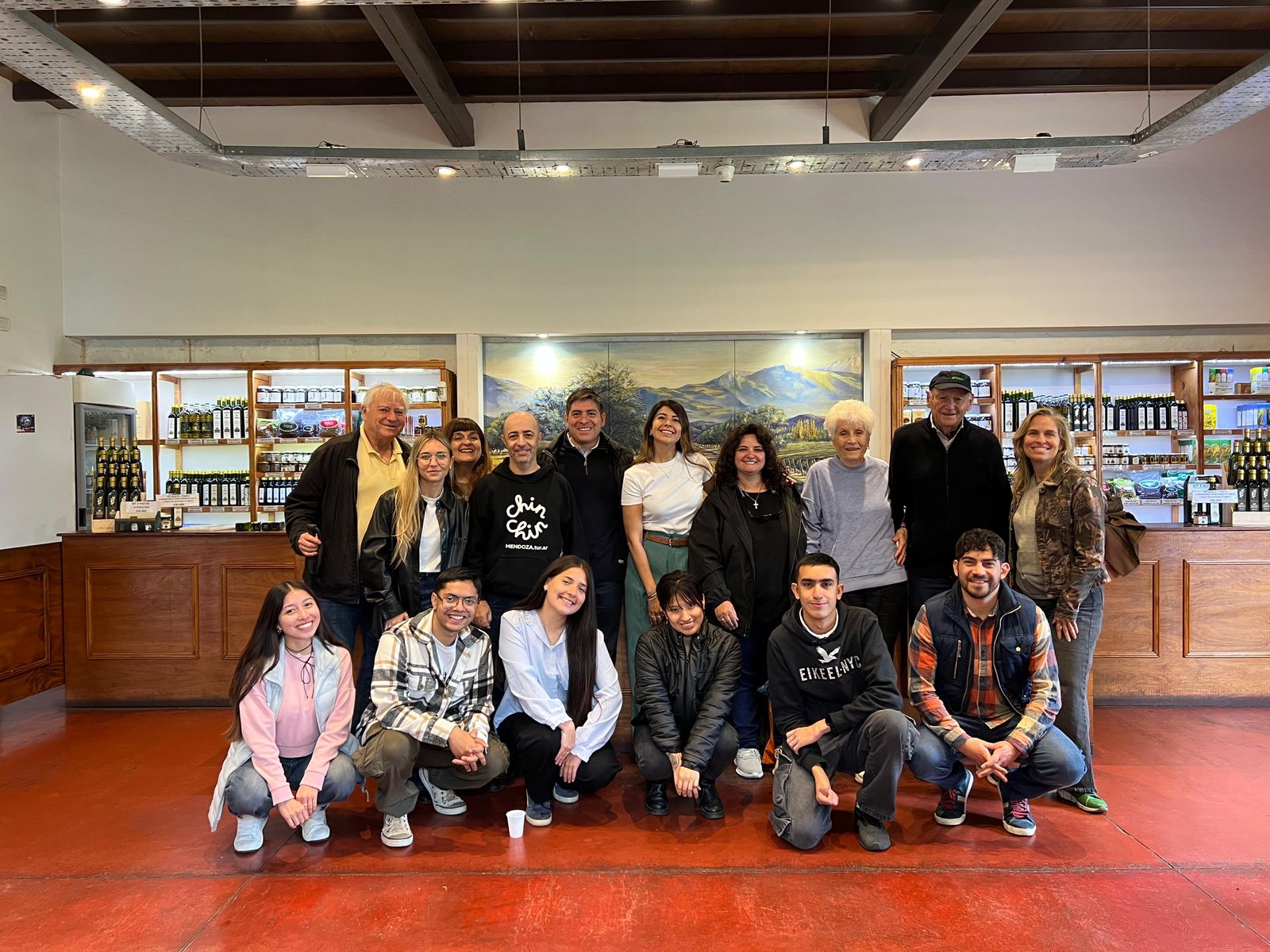 Con destacados referentes del sector, Mendoza celebró las primeras Jornadas de Oleoturismo