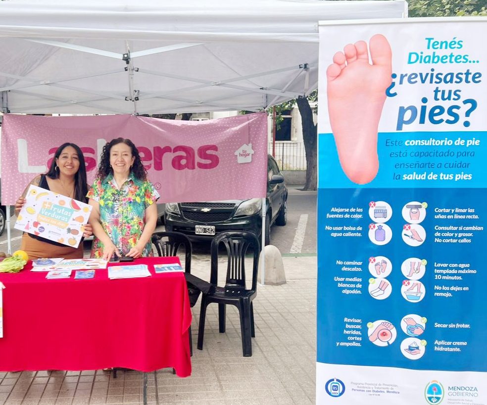 Campaña diabetes 2024 en plaza de Las Heras