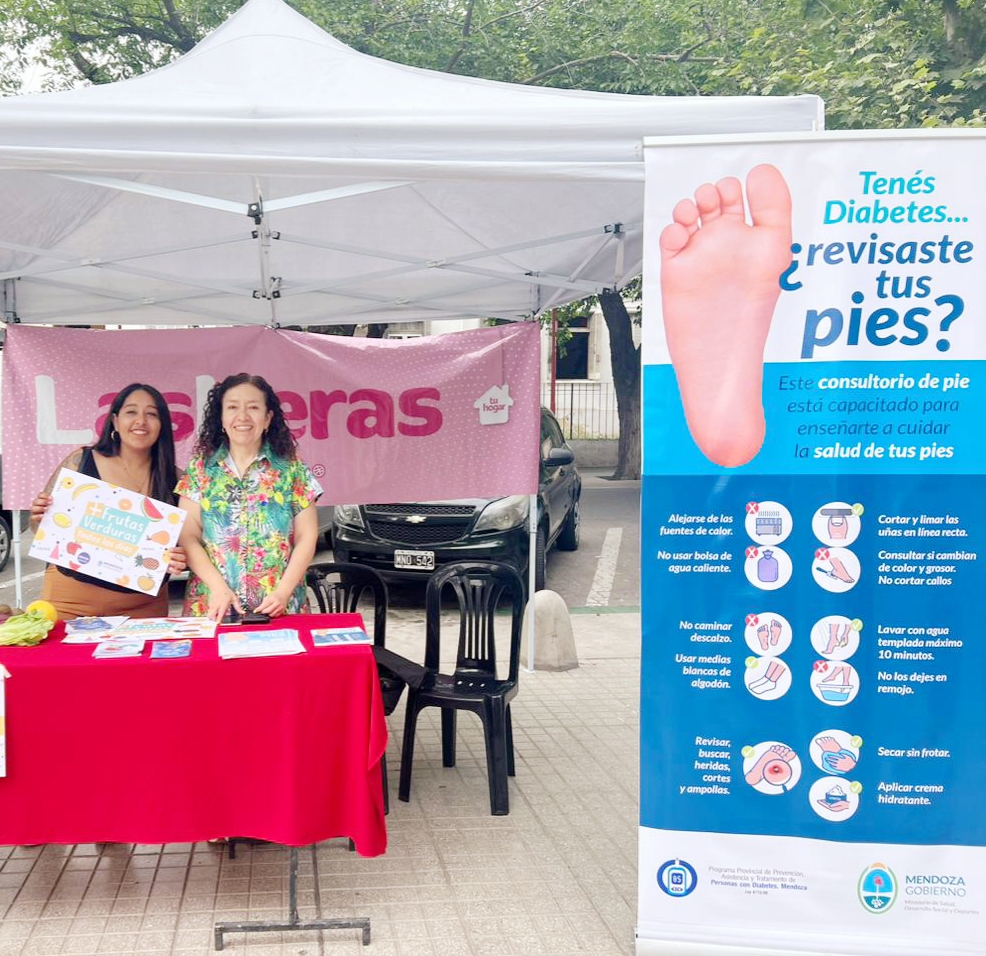 Campaña diabetes 2024 en plaza de Las Heras