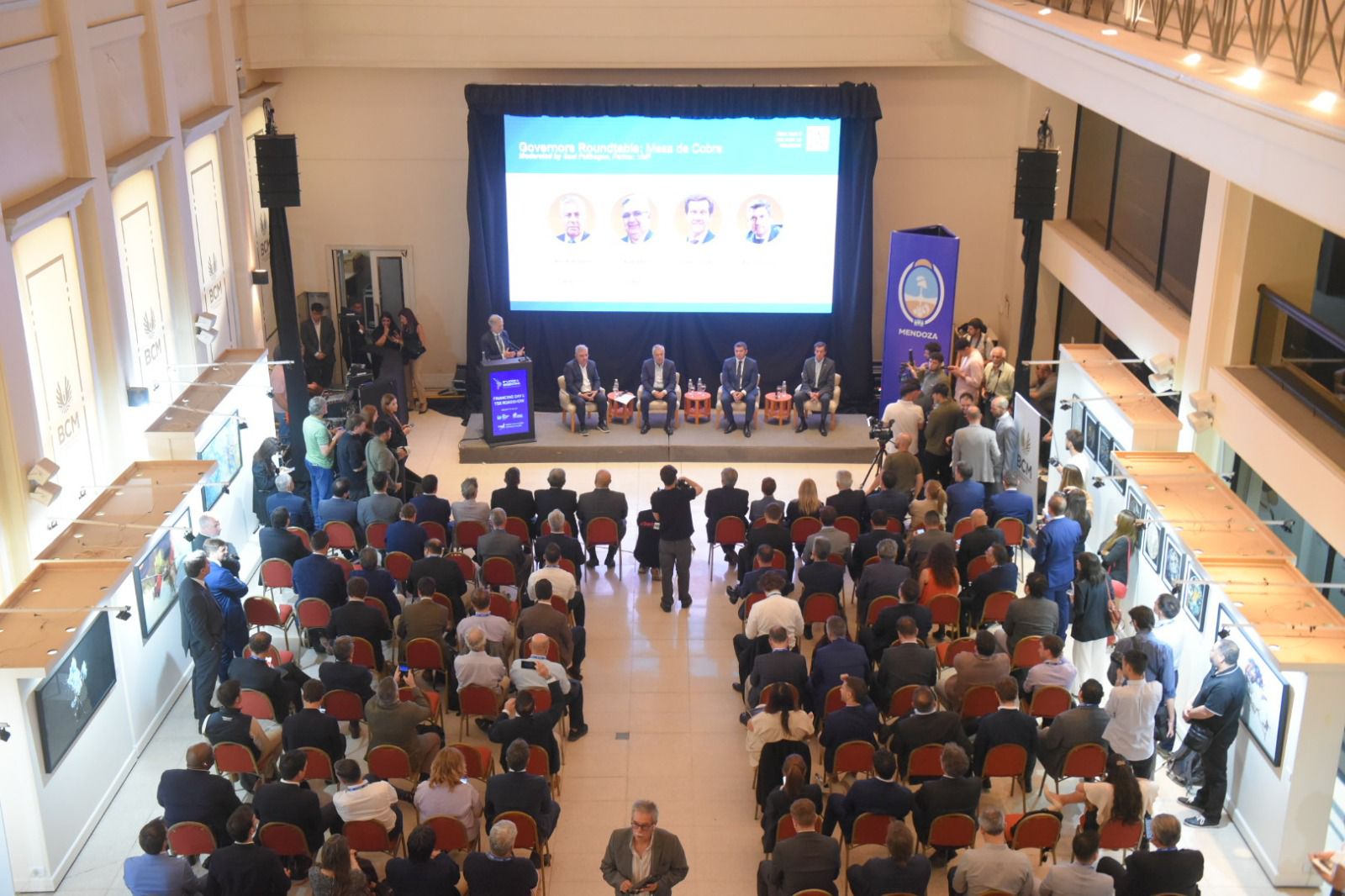 Empresas de Alberta, Canadá, llegan a Mendoza para un seminario y ronda de negocios sobre campos convencionales