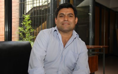 Raúl Aballay presenta su libro «La jaula de diez kilómetros»