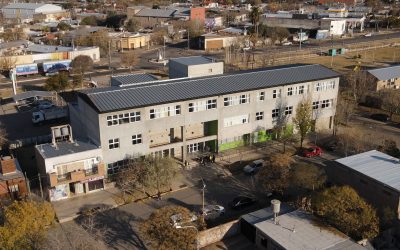 El IES 9-015 funciona con el ciento por ciento de su energía eléctrica renovable