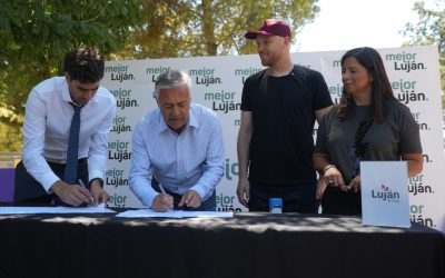 Cornejo presentó obras estratégicas de saneamiento y energía que benefician a vecinos de Luján de Cuyo