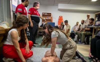 Capacitan al personal de Áreas Protegidas en manejo de desfibrilador y en reanimación cardiopulmonar