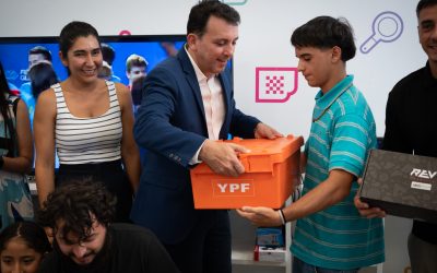 García Zalazar participó en la previa de la First Tech Challenge