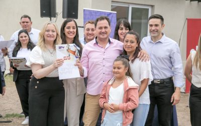Con el apoyo del Gobierno provincial, familias de San Rafael acceden a su vivienda propia