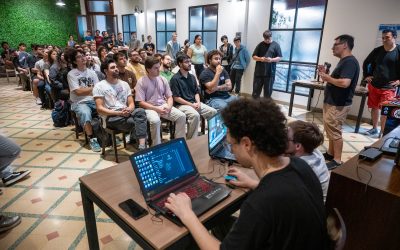 Producción lanza una nueva capacitación en edición de videos para fortalecer habilidades digitales en la zona Este