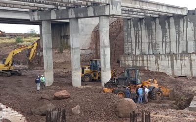 La Policía Ambiental Minera reforzó controles en rutas y minas durante el fin de semana de temporal