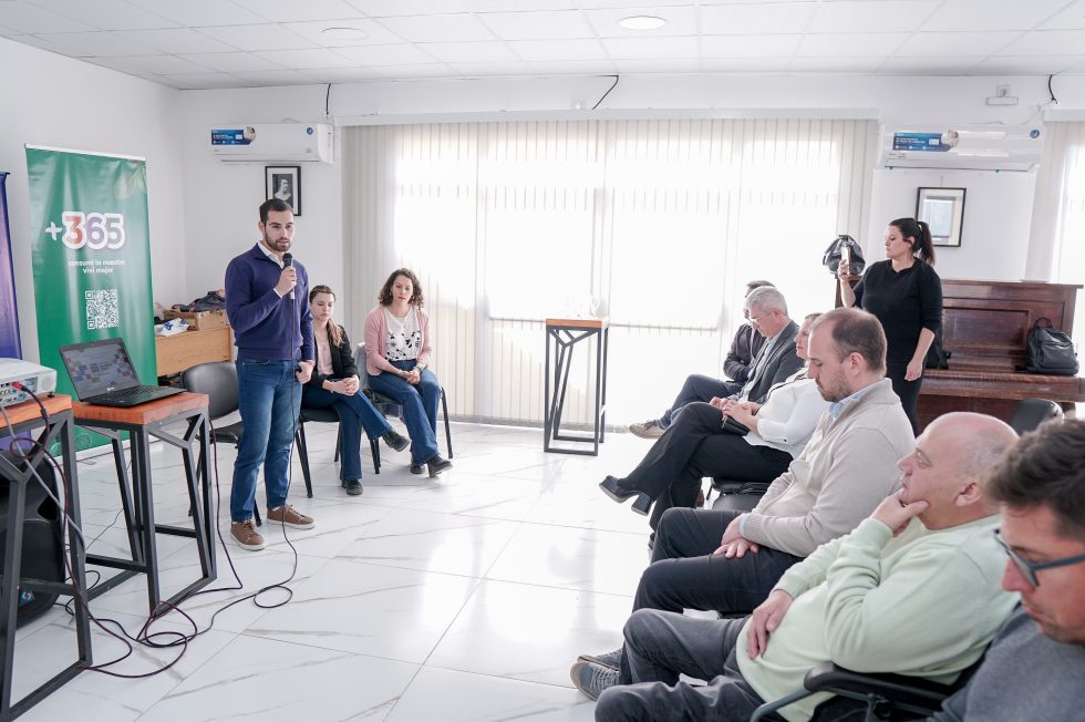 Mendoza impulsa frutas de estación y promueve conservas todo el año
