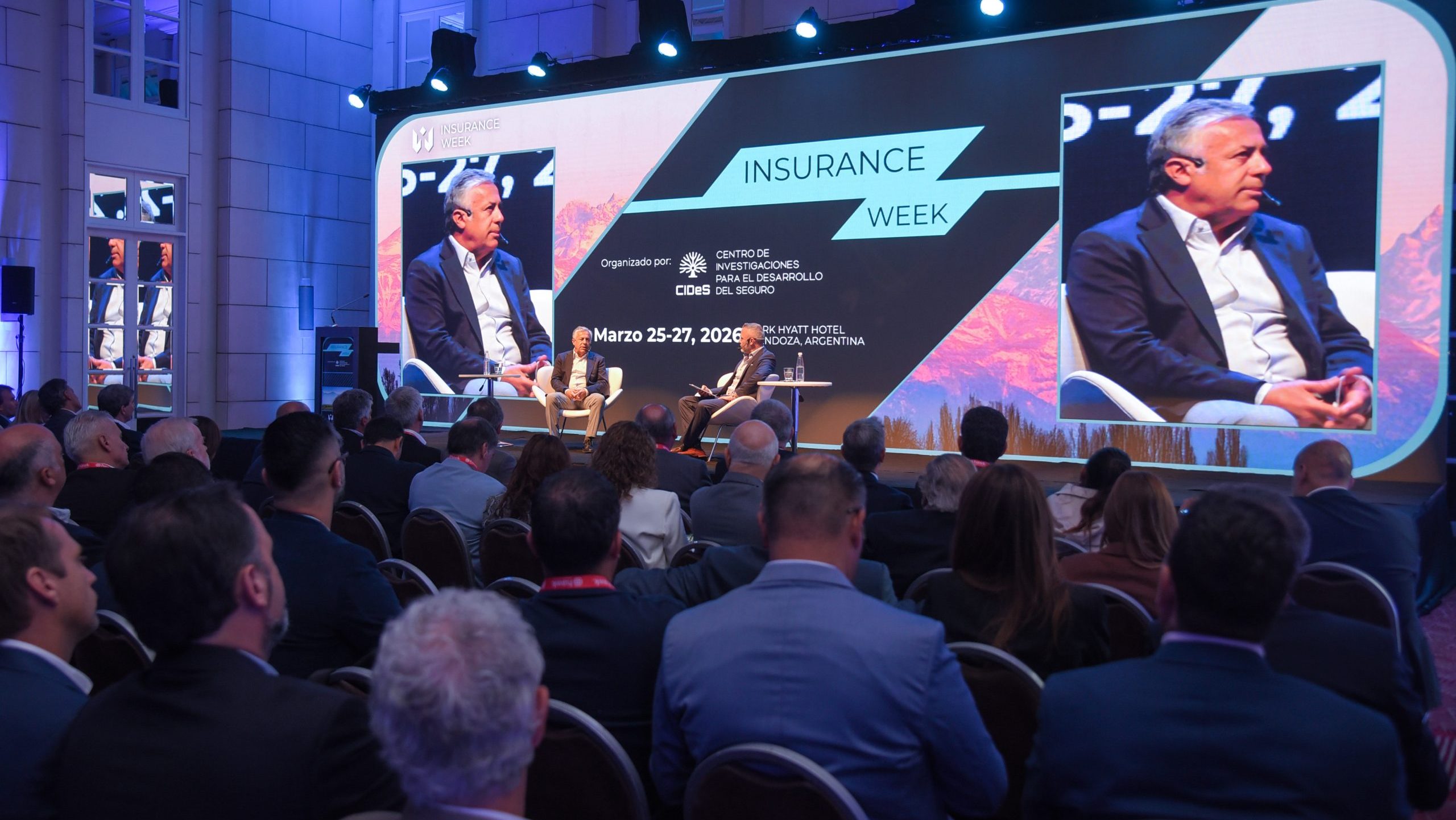 Cornejo participó en el Insurance Week 2026, un encuentro clave para el sector asegurador en Mendoza